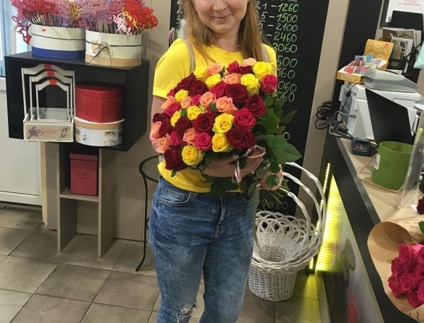 Букет из 41 розы (микс). Высота 50 см