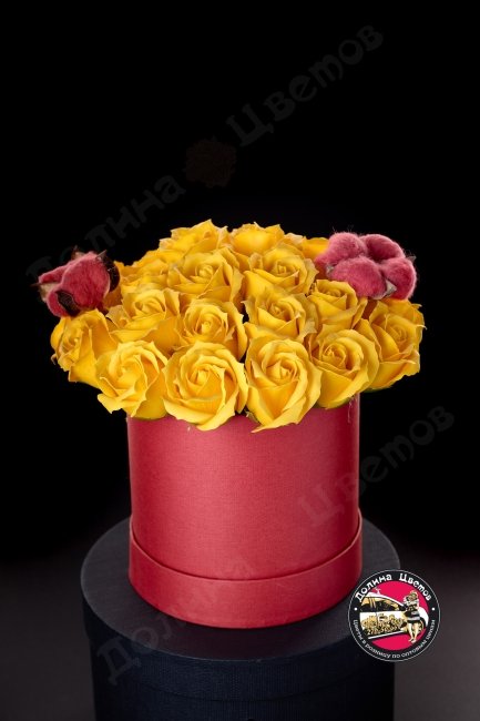 Мыльная роза (желтые к красной круглой коробке)