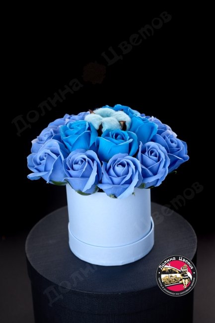 Мыльная роза (голубая в круклой коробке)