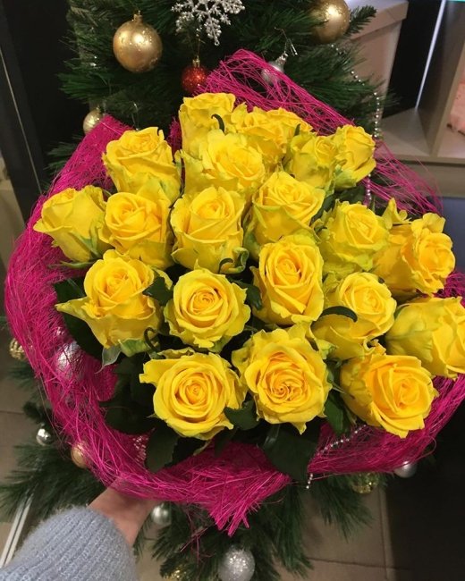 Роза Пени Лейн (желтая). Букет из 41 розы. Высота 50 см