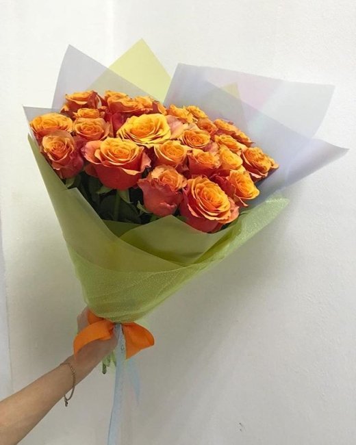 Роза Испания. Букет из 21 розы. Высота 70 см