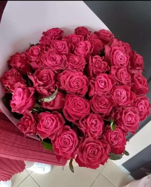 Роза Адмирал. Букет из 41 розы. Высота 70 см